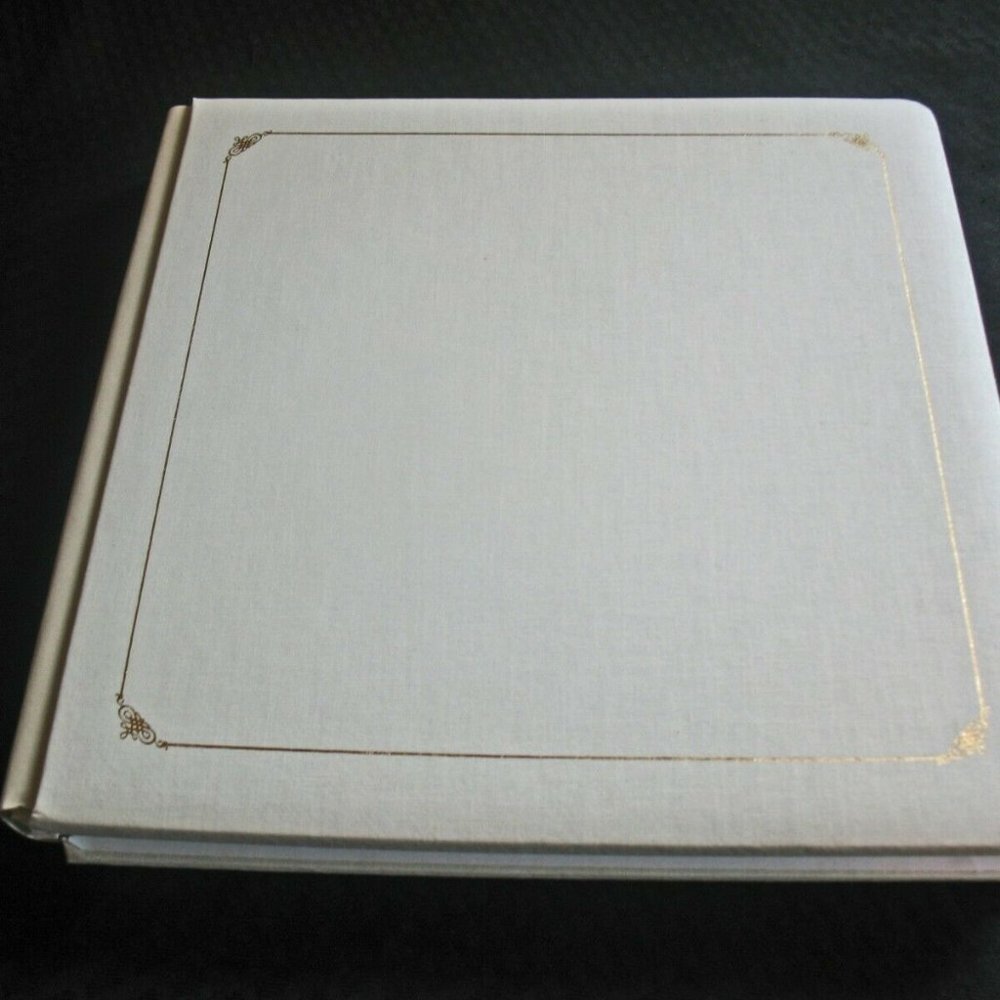 New Creative Memories 12 x 12  Ivory  Scrapbook Album